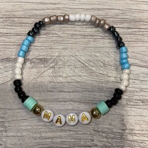 Stretchy beaded bracelet